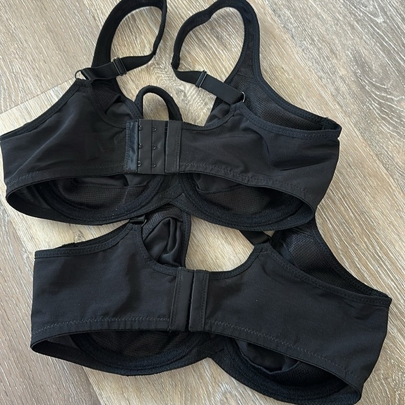 Set of 2 Breezies 36 C Underwire lace bra Black Like new - Picture 4 of 5
